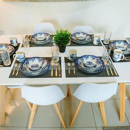 Luxury Apartment At Standpoint Tower By Emaar Dubai Dış mekan fotoğraf