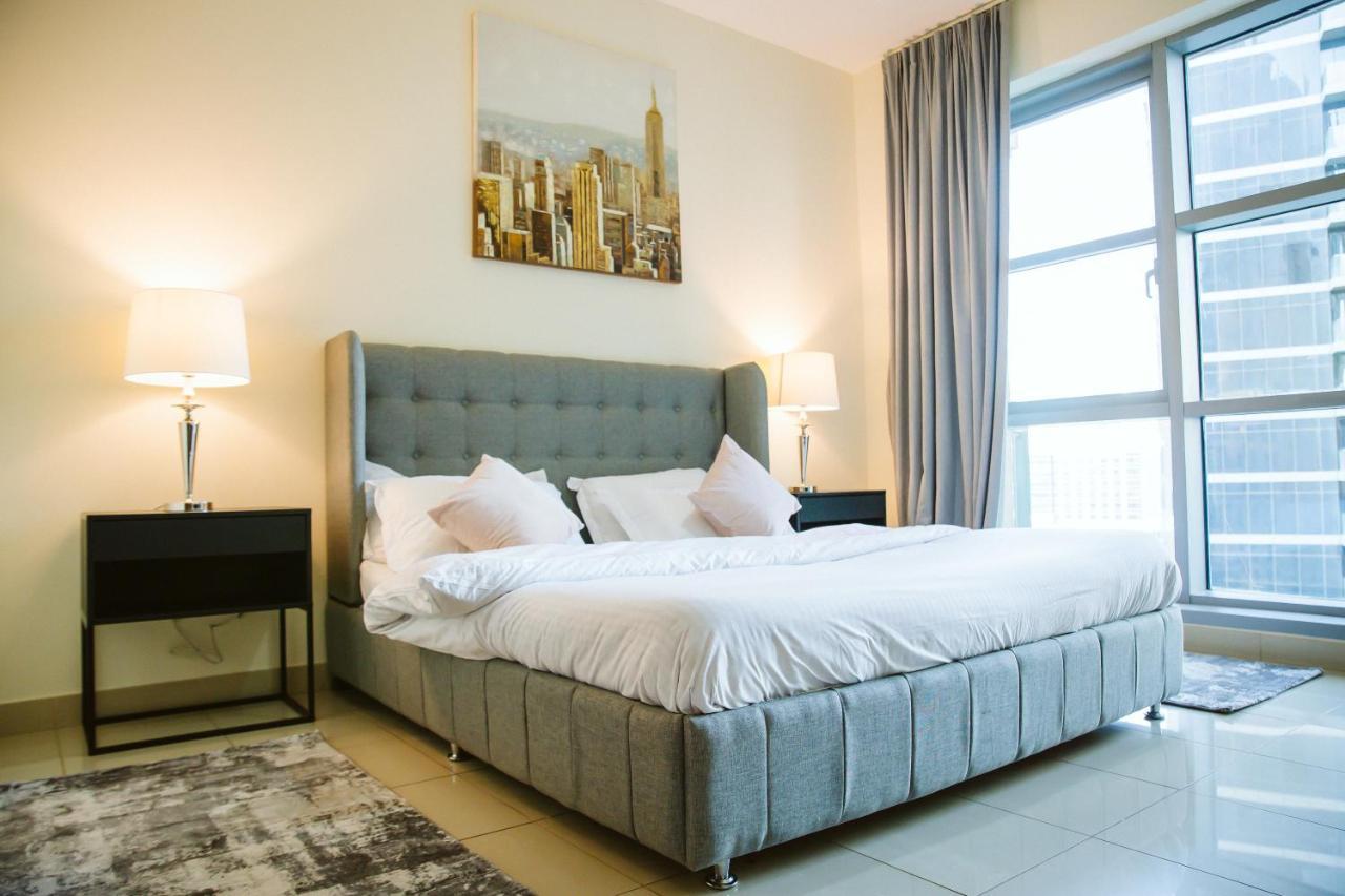 Luxury Apartment At Standpoint Tower By Emaar Dubai Dış mekan fotoğraf